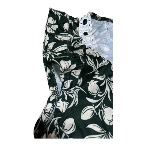 Floral Dark Green and Cream Dress - Picture 6 of 9